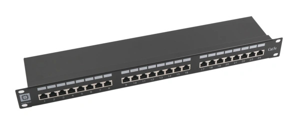 Pixietech patch paneli, 19" ekranlangan, 1U, 24 port, cat.5e